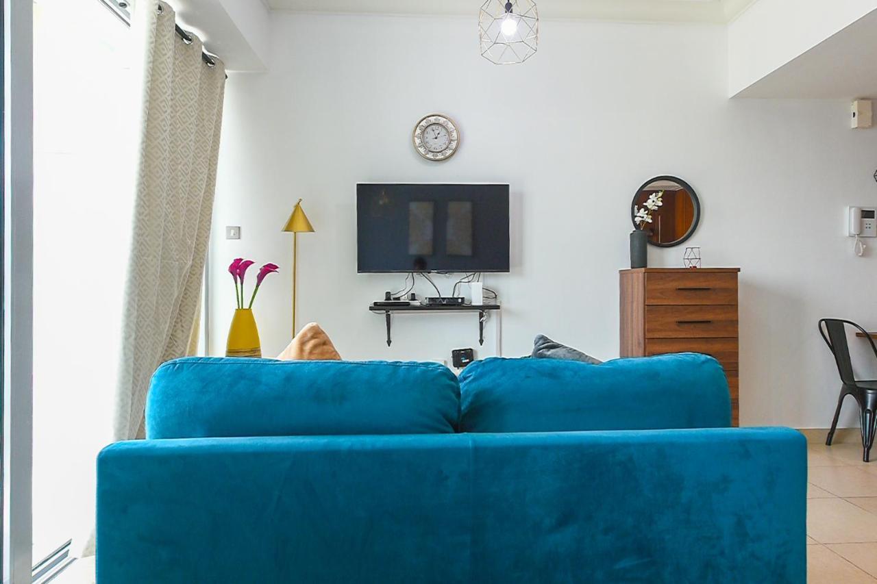 Апартаменти Luxury Escapes - Stylish With A Balcony In 8 Blvd Downtown *
