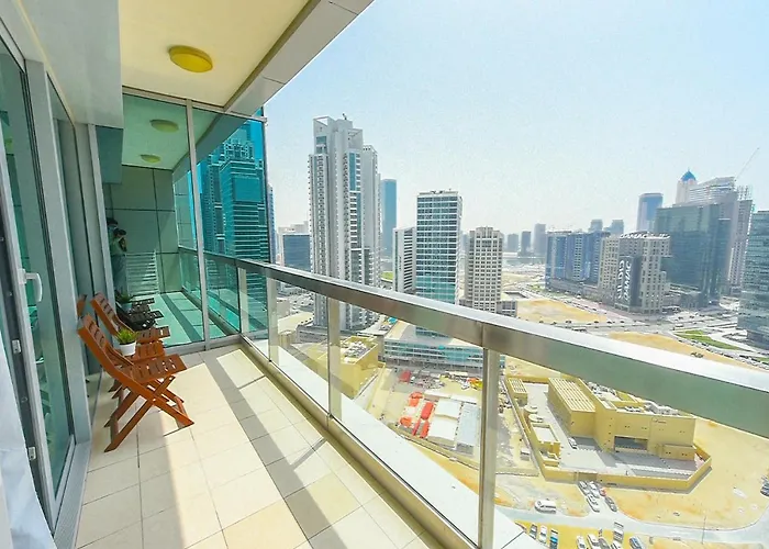 Luxury Escapes - Stylish Studio With A Balcony In 8 Blvd Downtown